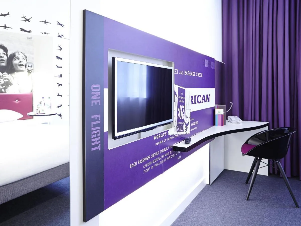Queen Room